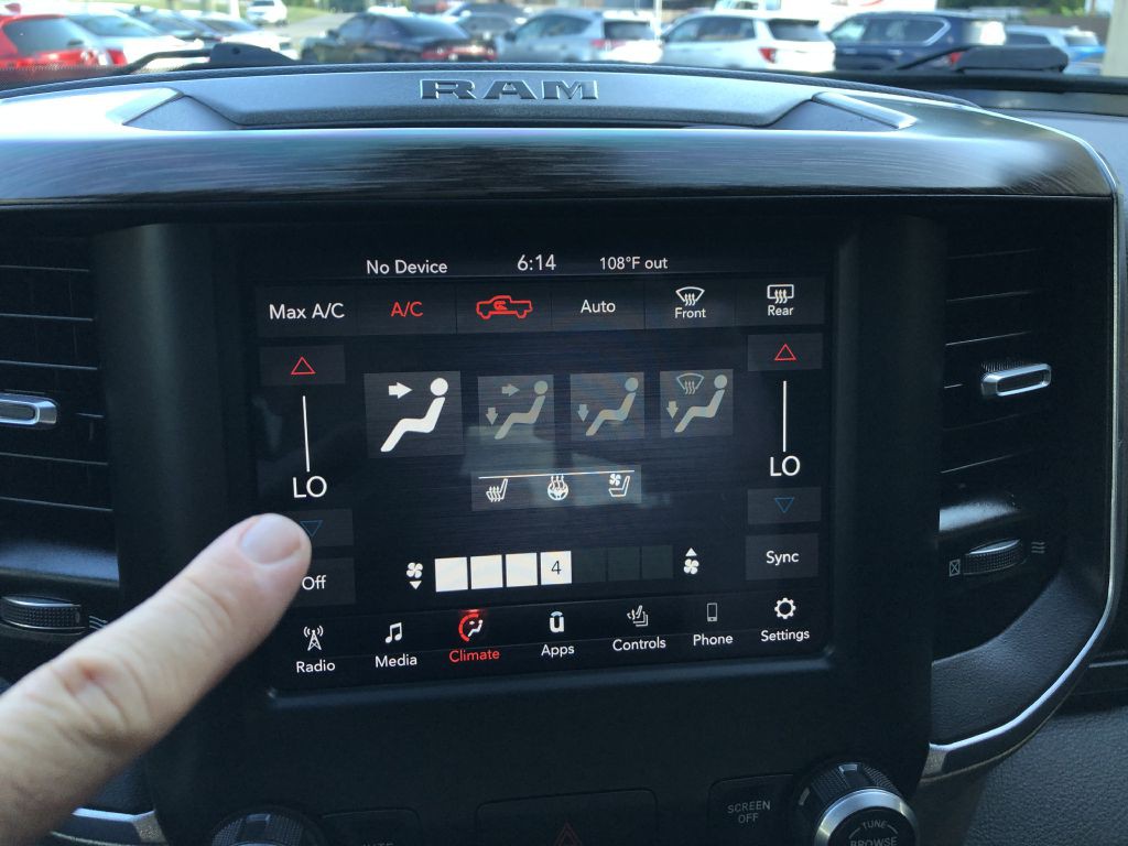 2020 RAM 1500 Image 22