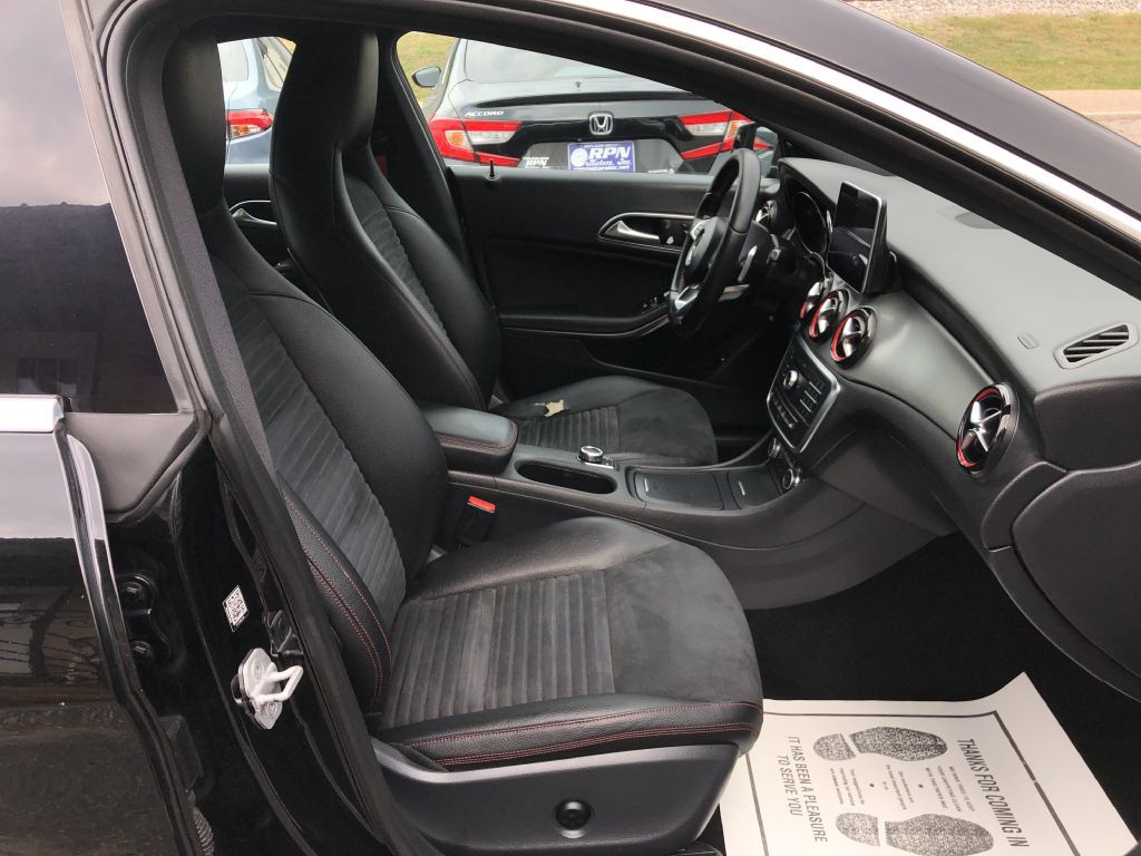 2015 Mercedes-Benz CLA-Class Image 10
