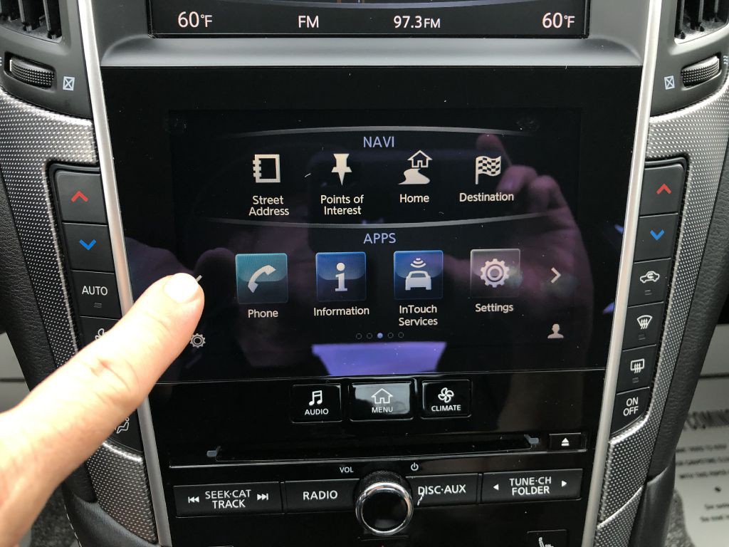 2017 INFINITI Q50 Image 26