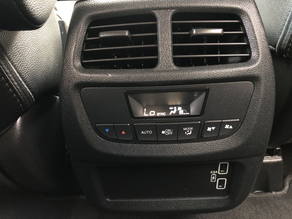 2022 Honda Pilot Image 34