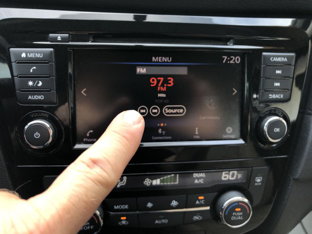 2018 Nissan Rogue Image 28