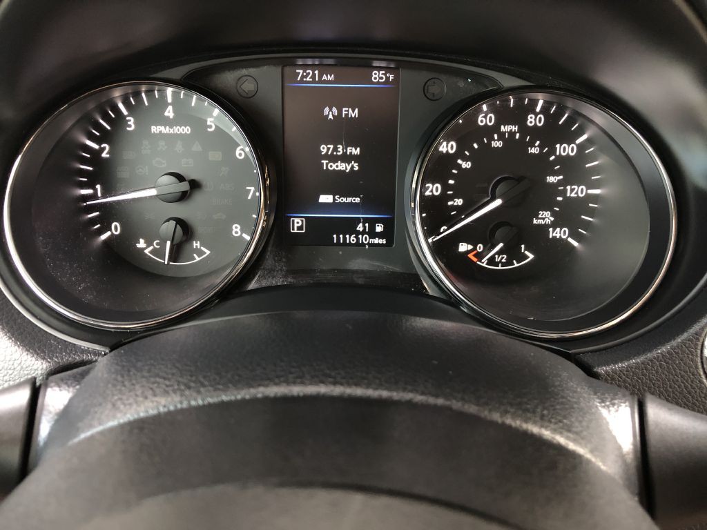 2018 Nissan Rogue Image 39