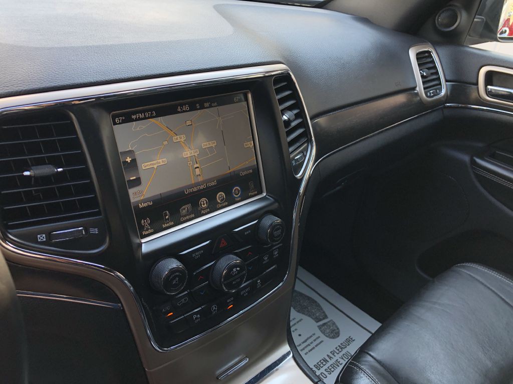 2017 Jeep Grand Cherokee Image 21