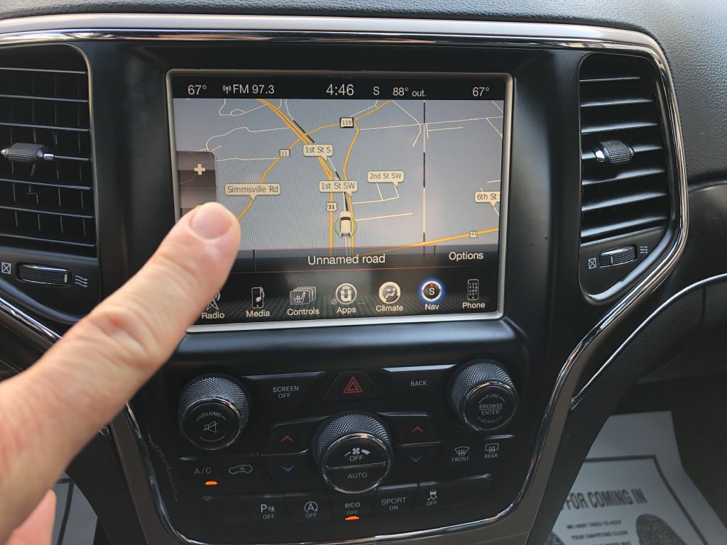 2017 Jeep Grand Cherokee Image 28