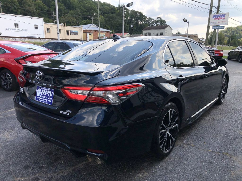 2019 Toyota Camry Image 4