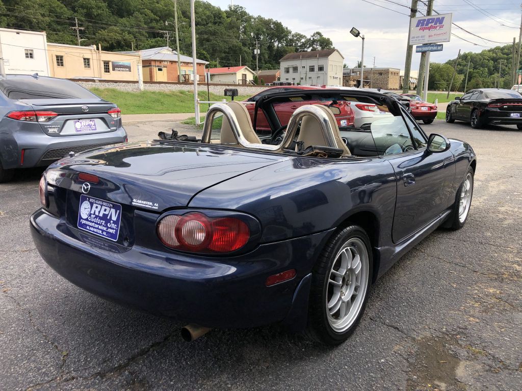 2003 Mazda MX-5 Miata Image 7