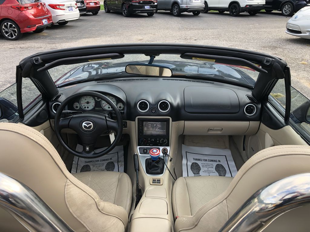 2003 Mazda MX-5 Miata Image 25