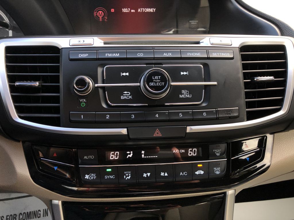 2017 Honda Accord Image 21