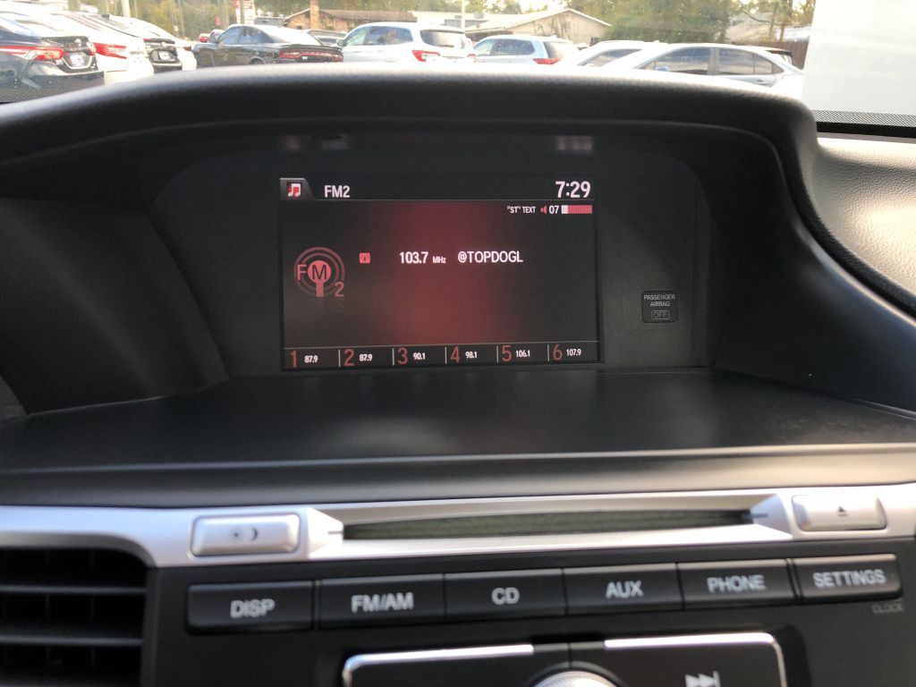 2017 Honda Accord Image 23