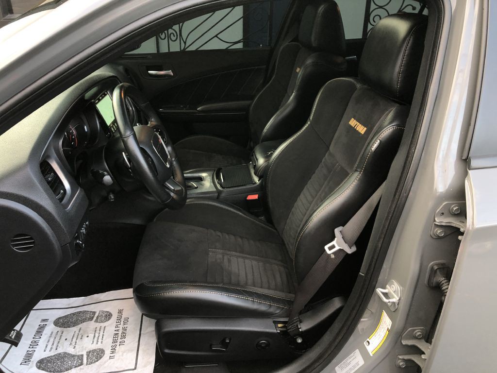 2017 Dodge Charger Image 14