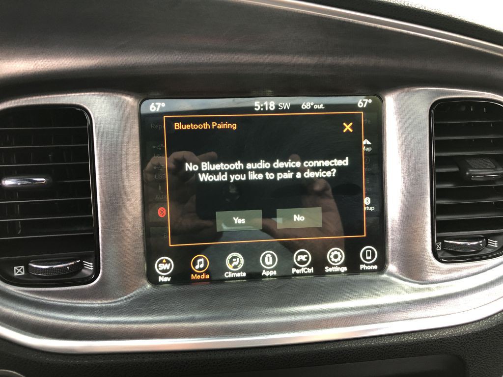 2017 Dodge Charger Image 31