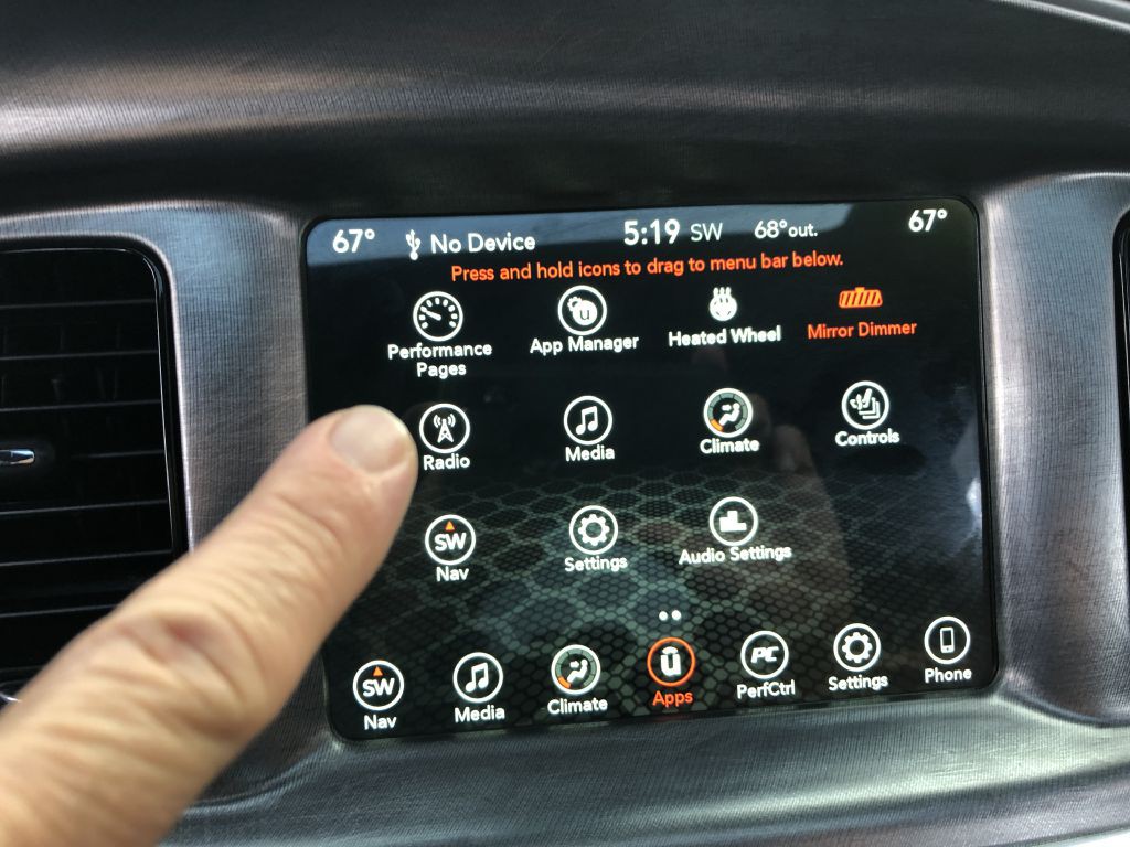 2017 Dodge Charger Image 39