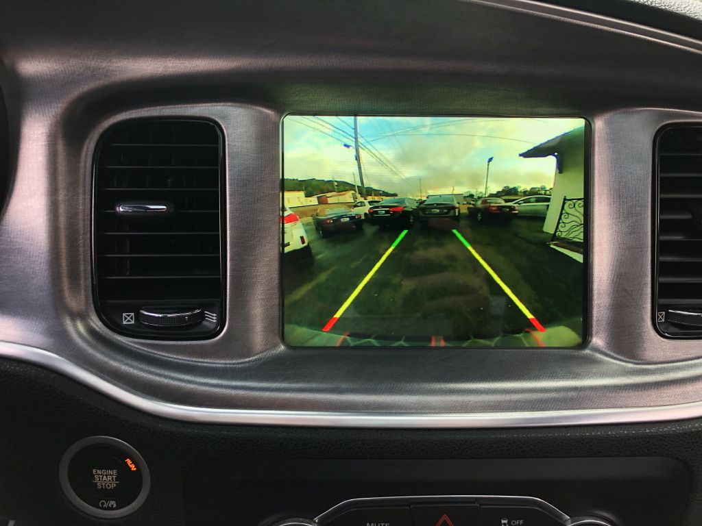 2017 Dodge Charger Image 40