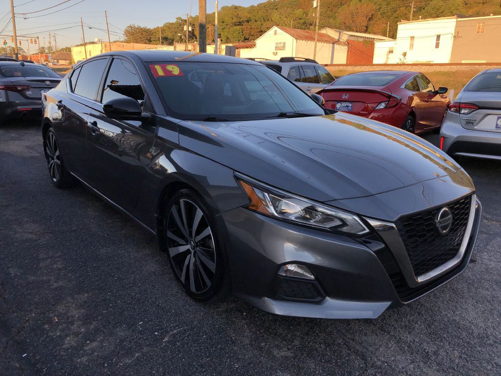 2019 Nissan Altima Image 3