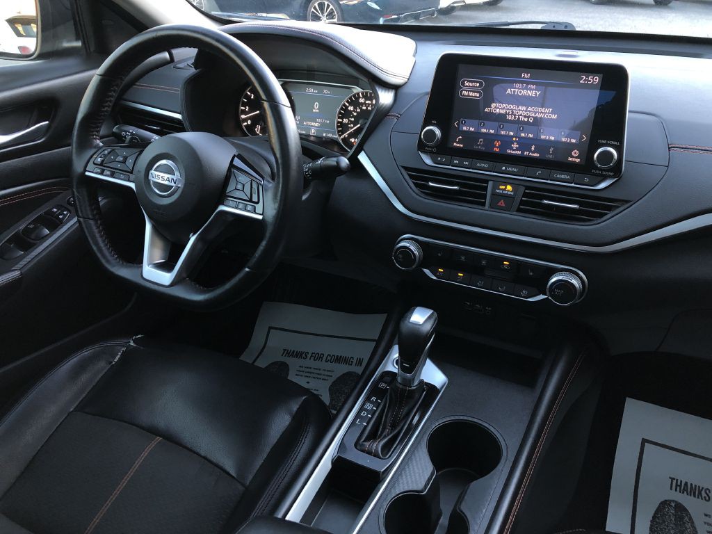 2019 Nissan Altima Image 15