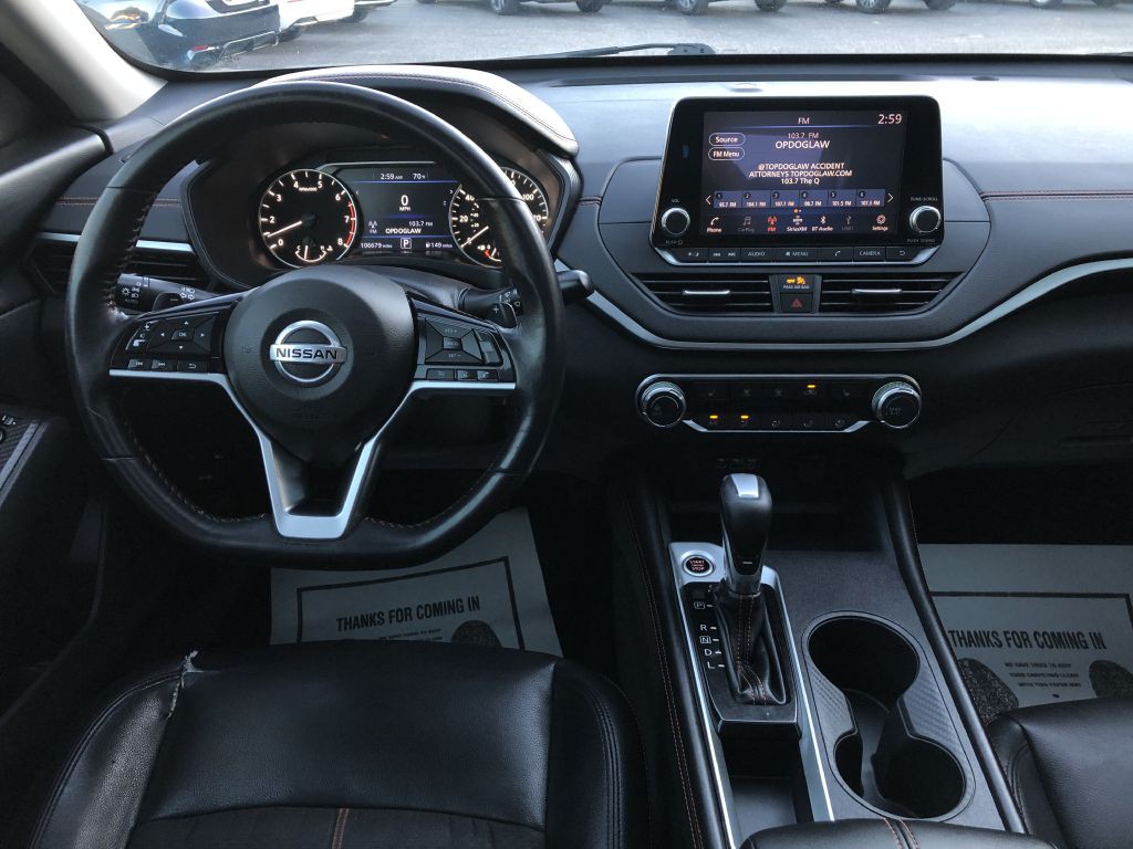 2019 Nissan Altima Image 16
