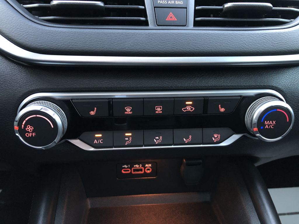 2019 Nissan Altima Image 25