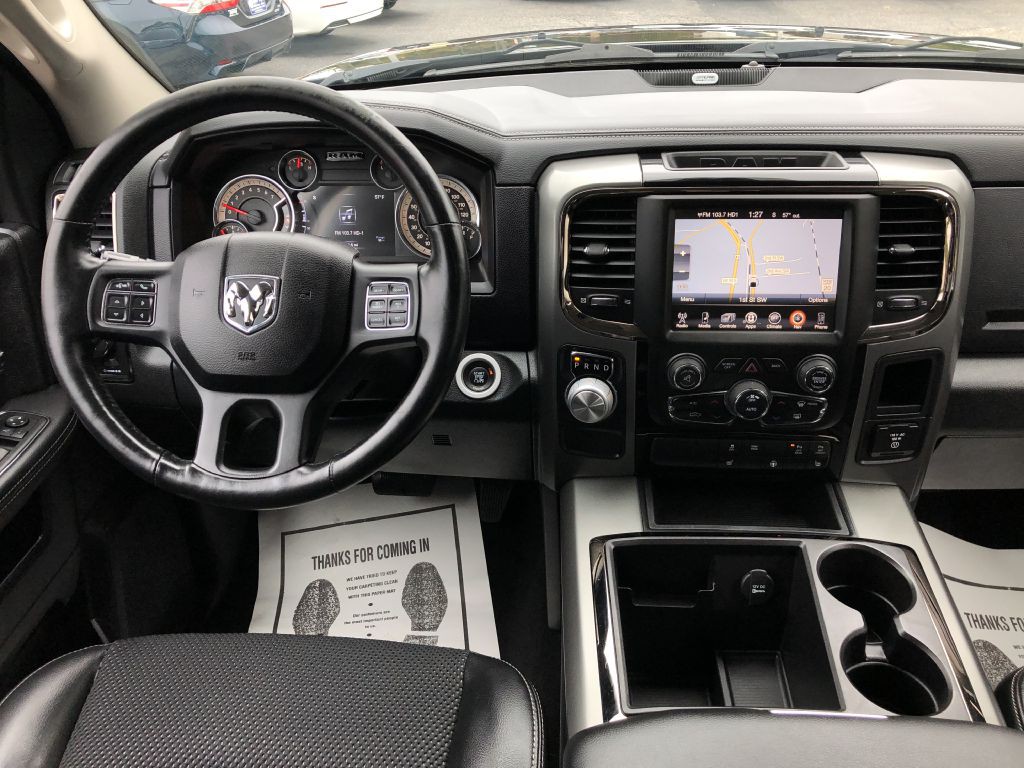 2015 RAM 1500 Image 16
