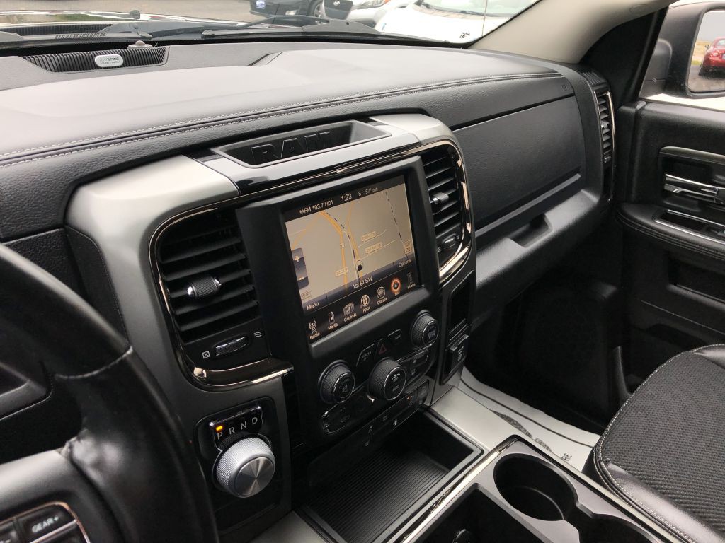 2015 RAM 1500 Image 18