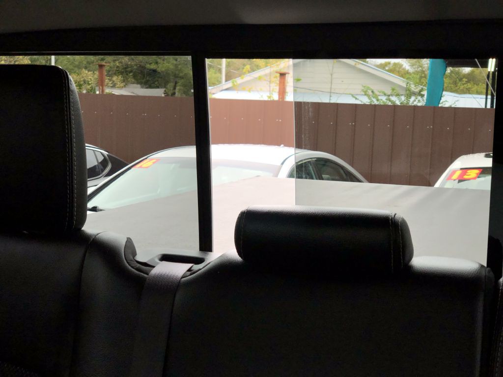 2015 RAM 1500 Image 21