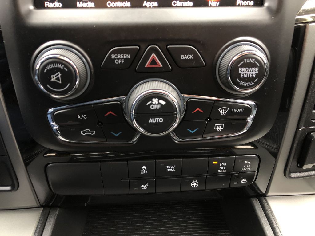 2015 RAM 1500 Image 24