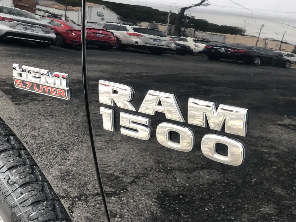 2015 RAM 1500 Image 48