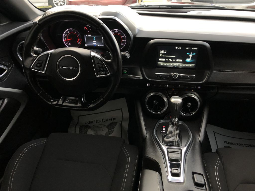 2017 Chevrolet Camaro Image 13
