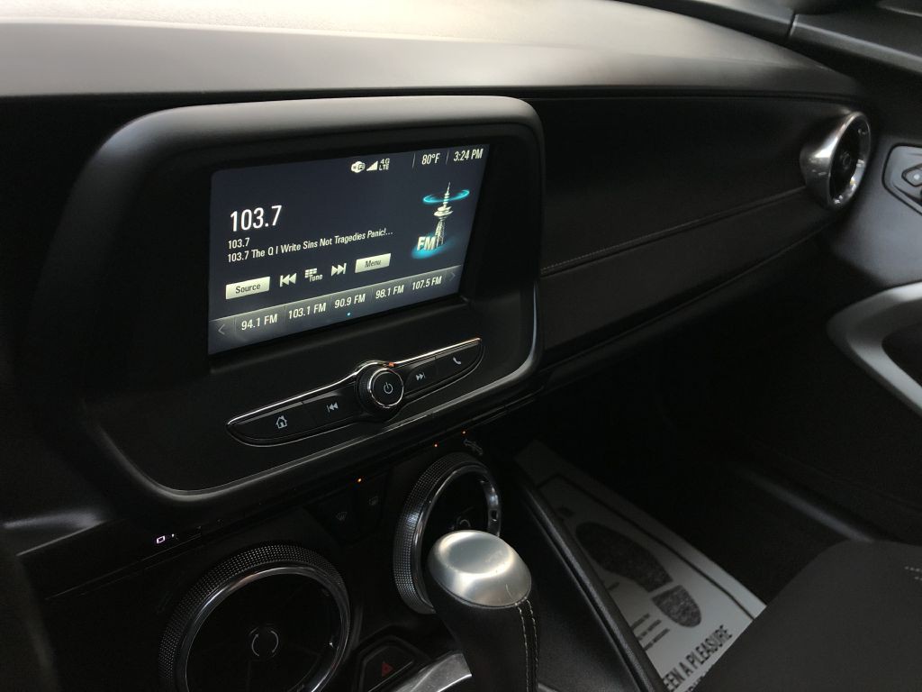 2017 Chevrolet Camaro Image 15