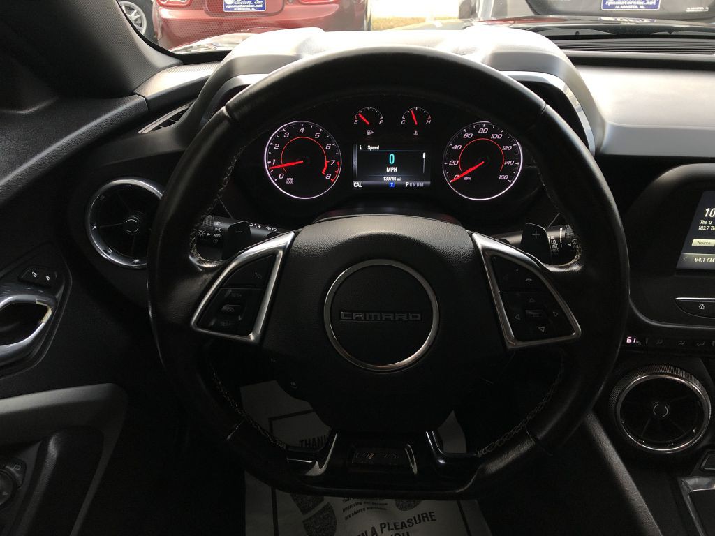 2017 Chevrolet Camaro Image 25