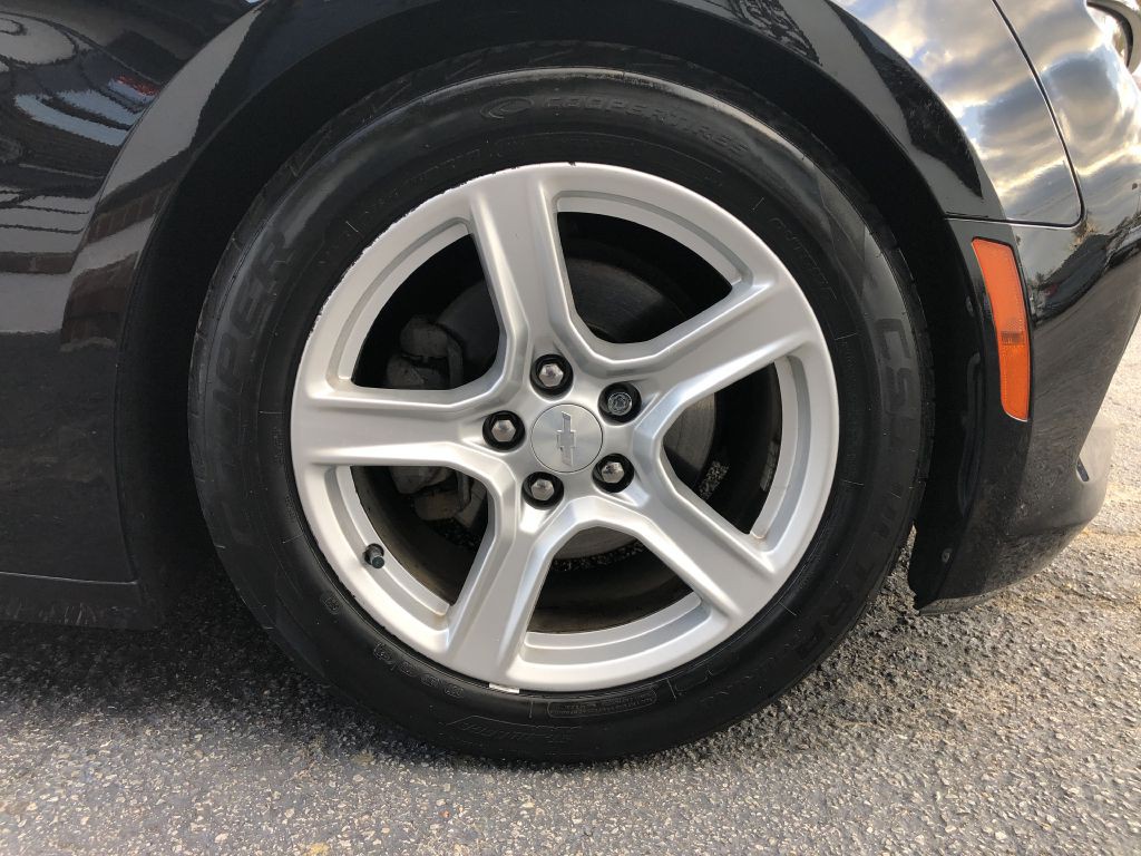 2017 Chevrolet Camaro Image 30