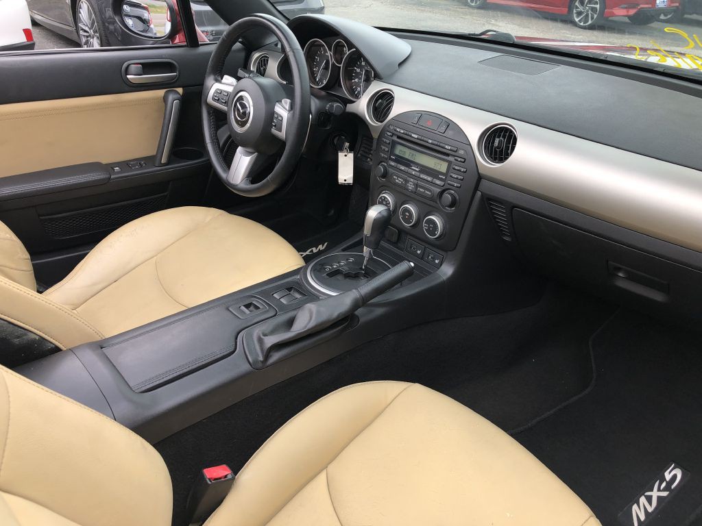 2012 Mazda MX-5 Miata Image 19