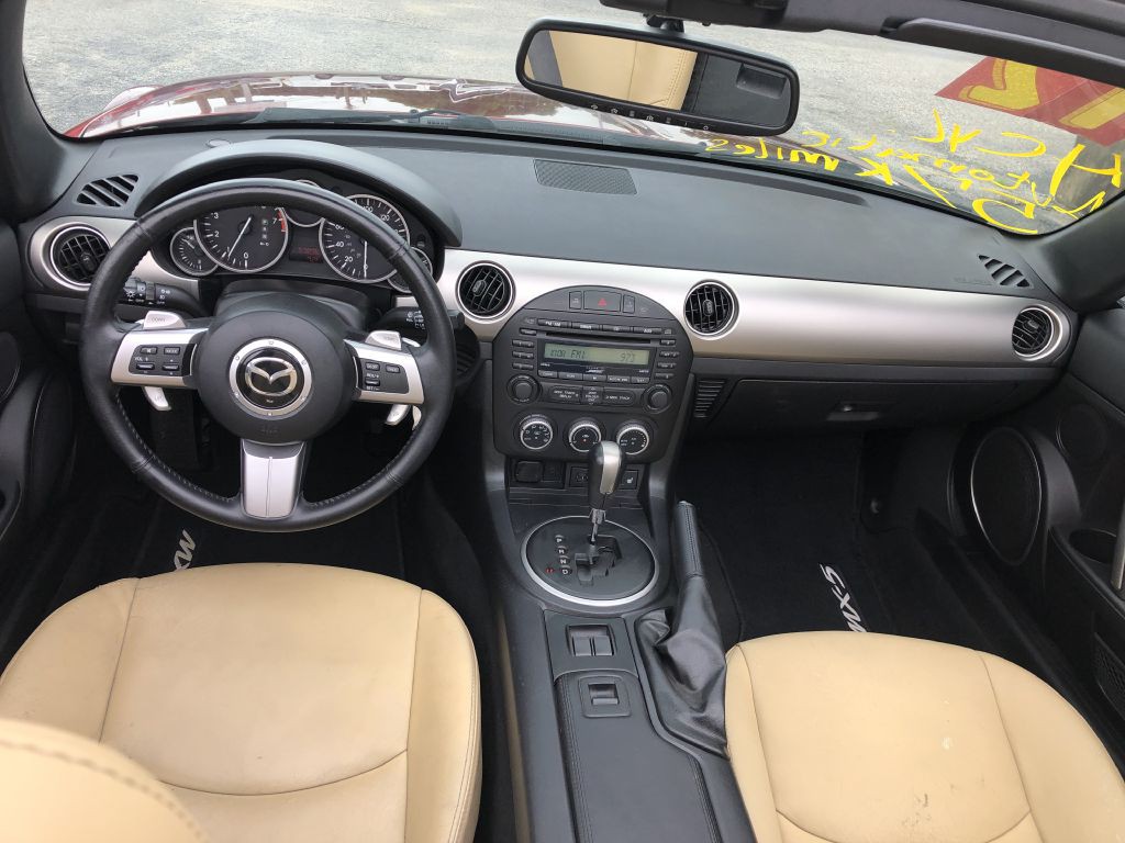2012 Mazda MX-5 Miata Image 21
