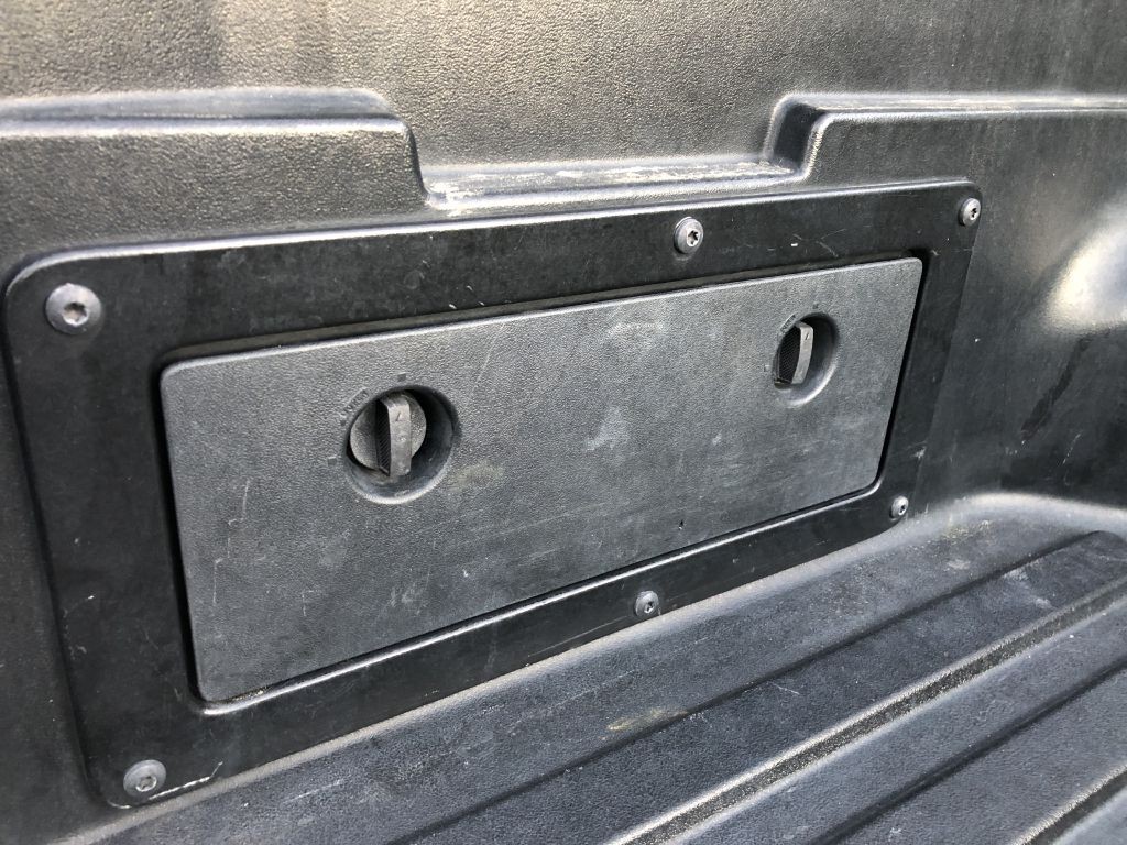 2017 Toyota Tacoma Image 8