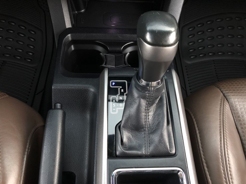 2017 Toyota Tacoma Image 23