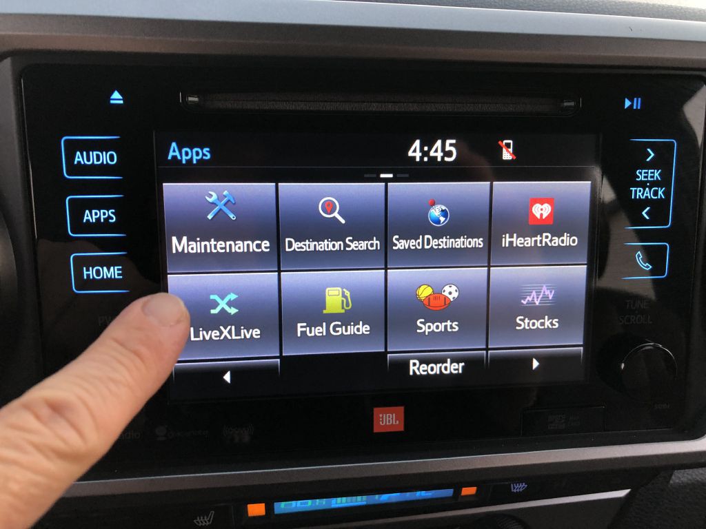 2017 Toyota Tacoma Image 39