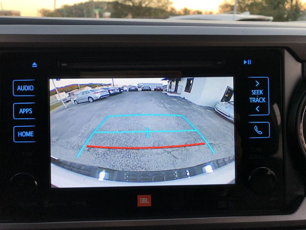 2017 Toyota Tacoma Image 42