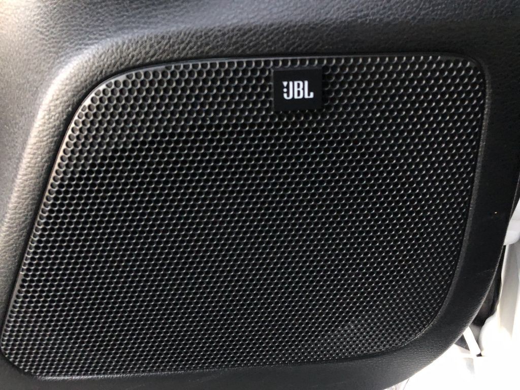 2017 Toyota Tacoma Image 46