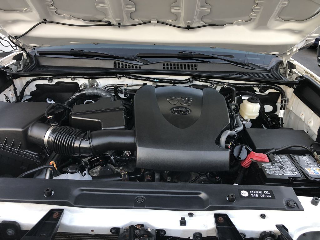 2017 Toyota Tacoma Image 51