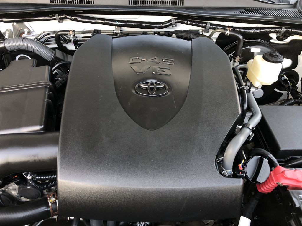 2017 Toyota Tacoma Image 53