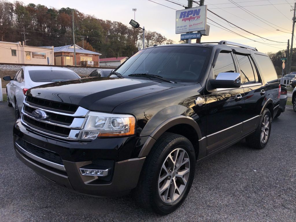 2016 Ford Expedition Image 1
