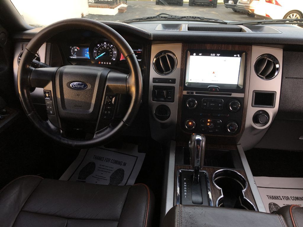 2016 Ford Expedition Image 25