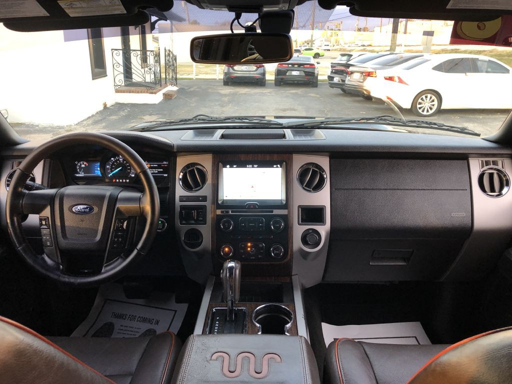 2016 Ford Expedition Image 26