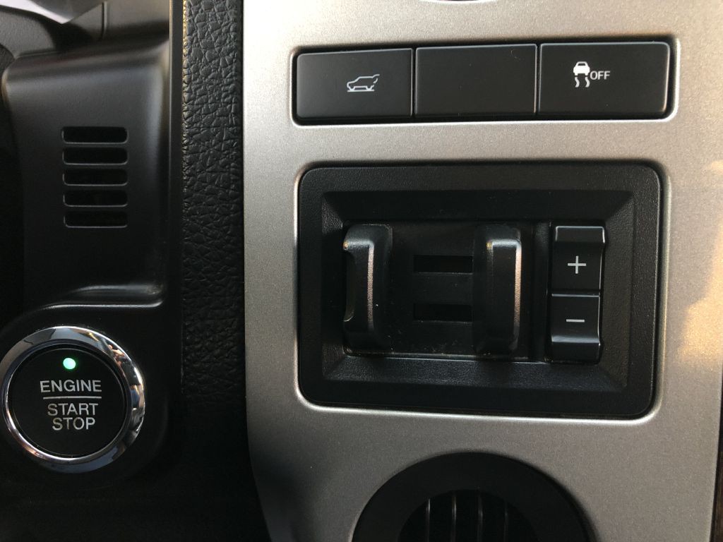 2016 Ford Expedition Image 30