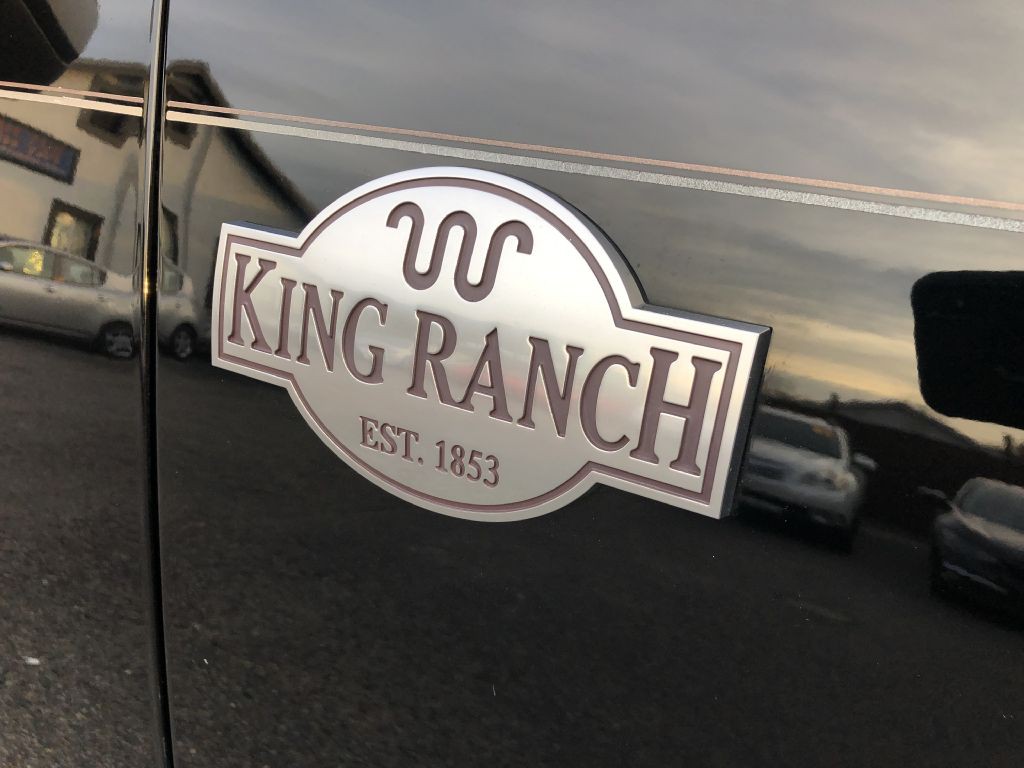 2016 Ford Expedition Image 42