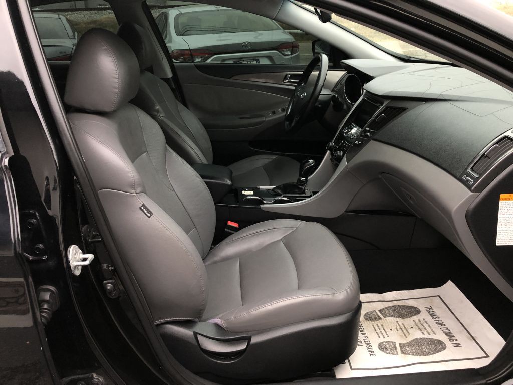 2013 Hyundai Sonata Image 13