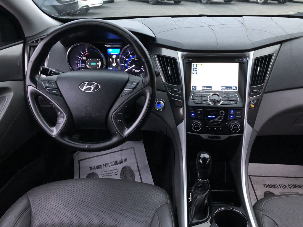 2013 Hyundai Sonata Image 17