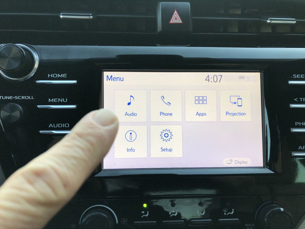 2019 Toyota Camry Image 28
