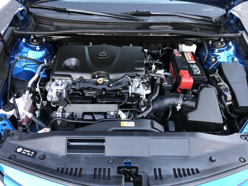 2019 Toyota Camry Image 40