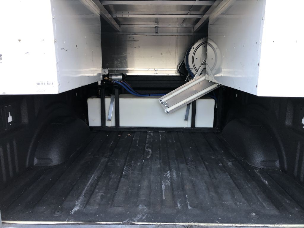 2017 Ford F-150 Image 8