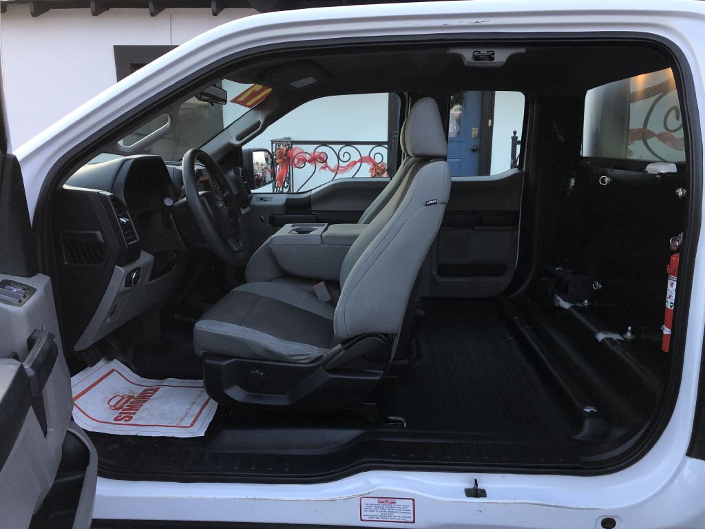 2017 Ford F-150 Image 13